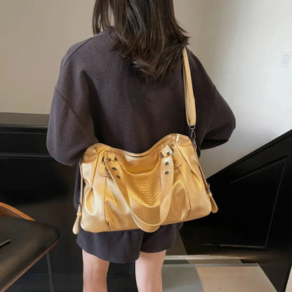 Manon | Croc-Effect Shoulder Bag