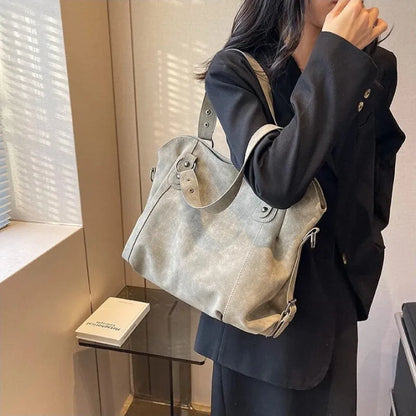 Iris | Large Retro Shoulder Bag