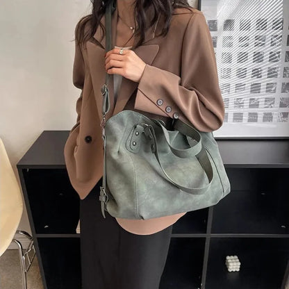 Iris | Large Retro Shoulder Bag