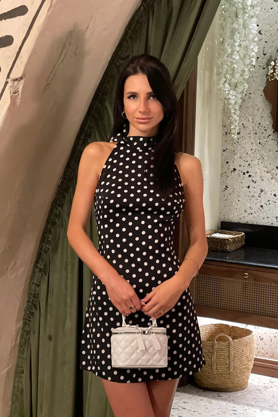 Palmora Society - Bifina | Vestido Mini Halter de Lunares - foto 6