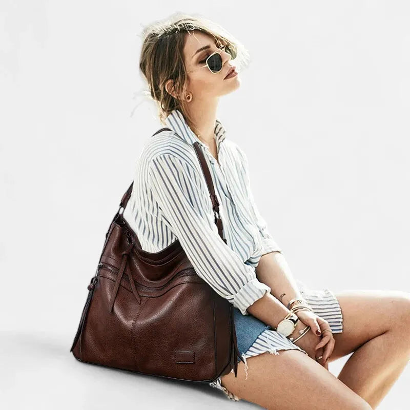 Eléna | Multi-Pocket Hobo Bag