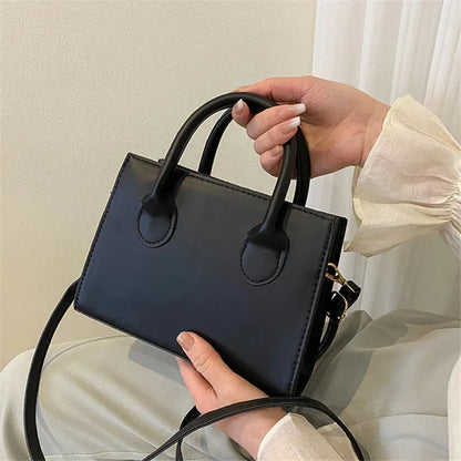 Élise | Small Refined Shoulder Bag