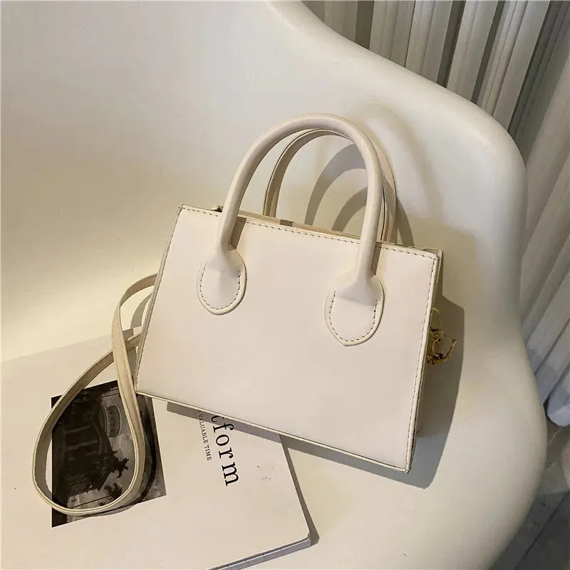 Élise | Small Refined Shoulder Bag