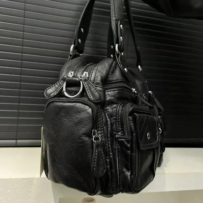 Inès | Large Retro Multi-Pocket Shoulder Bag