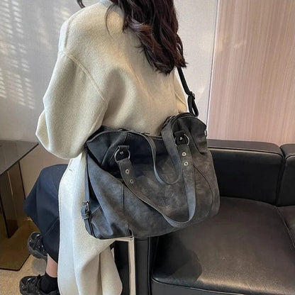 Iris | Large Retro Shoulder Bag