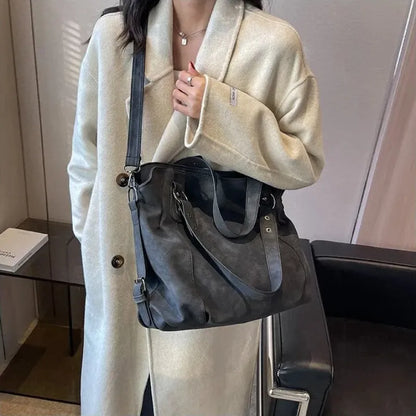 Iris | Large Retro Shoulder Bag