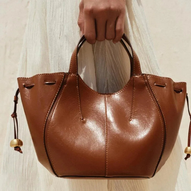 Jade | Compact Shoulder Tote