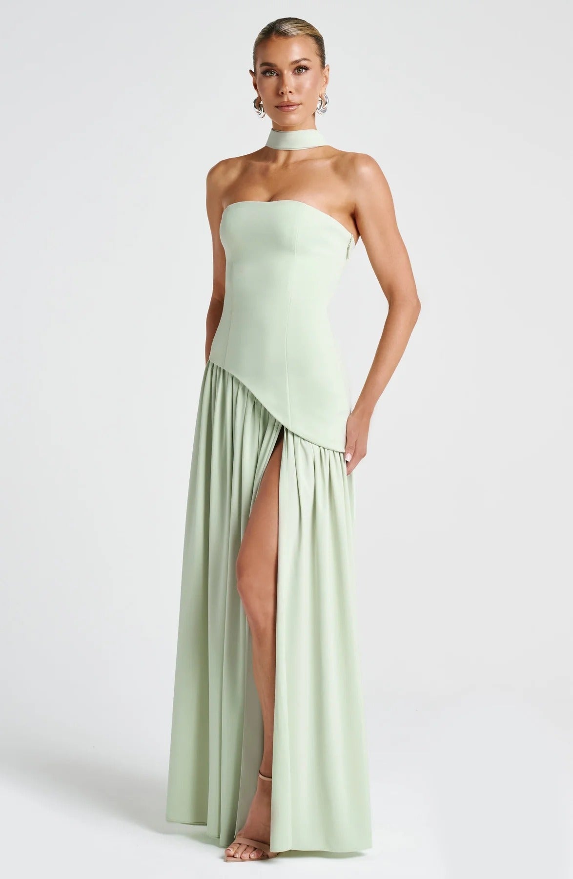 Palmora Society - Lucinda | Vestido Maxi Palabra de Honor con Pañuelo - foto 17