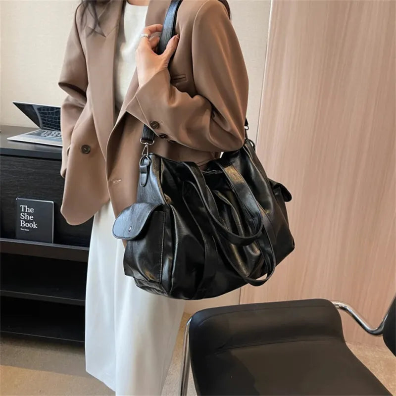 Naïma | Retro Soft Shoulder Bag