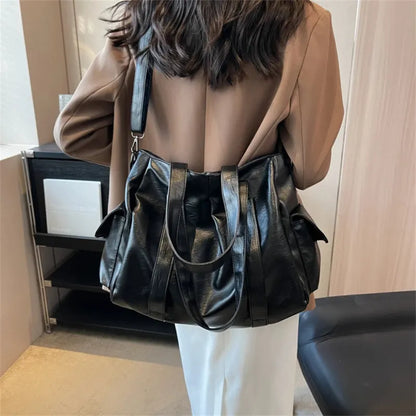 Naïma | Retro Soft Shoulder Bag