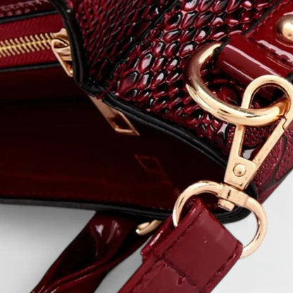 Clara | Shiny Textured Shoulder Bag