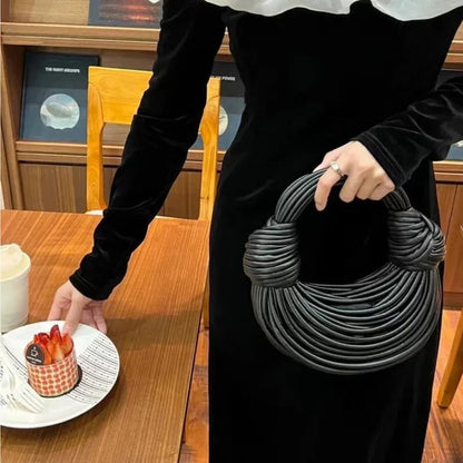 Lina | Chic Woven Half-Moon Shoulder Bag