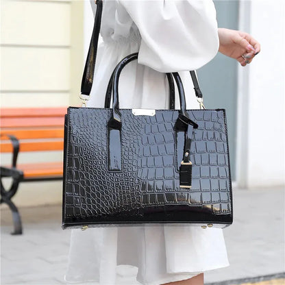 Isabelle | Croc-Effect Shoulder Bag