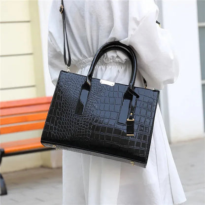 Isabelle | Croc-Effect Shoulder Bag