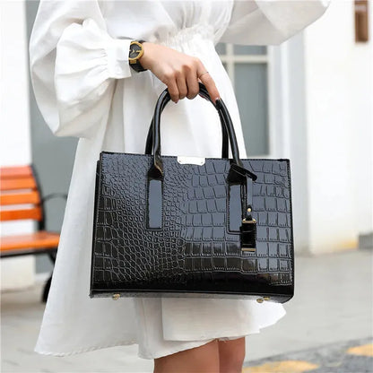 Isabelle | Croc-Effect Shoulder Bag